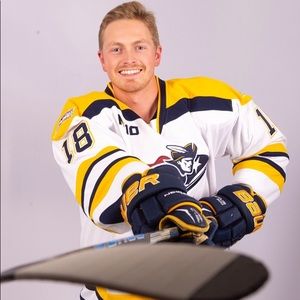 Meet your Posher, Kyle